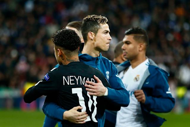 Neymar og CRISTIANO RONALDO har begge Aquarius-egenskaber